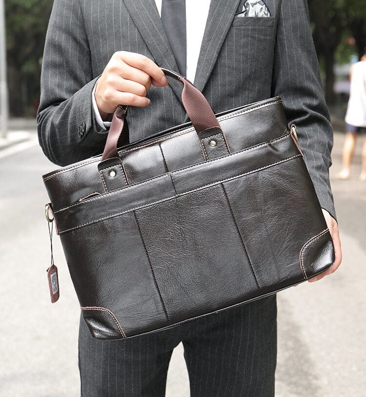 Indulge in luxury with our handmade leather accessories. Our brand specializes in high-quality leather products for both men and women, offering a wide range of leather fashion accessories. From best-selling Italian leather crafts to leather bags, wallets, watch straps, belts, mobile cases, tags, bracelets, jewellery, briefcases, shoulder bags, cardholders, backpacks, cases, and sleeves, we have everything you need to elevate your style.