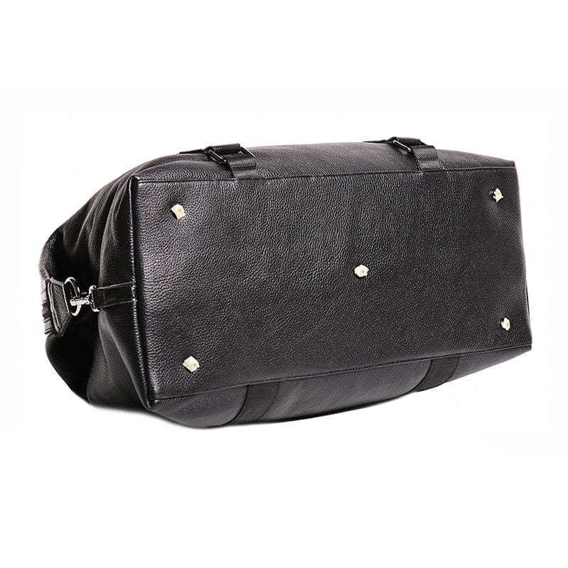 Indulge in luxury with our handmade leather accessories. Our brand specializes in high-quality leather products for both men and women, offering a wide range of leather fashion accessories. From best-selling Italian leather crafts to leather bags, wallets, watch straps, belts, mobile cases, tags, bracelets, jewellery, briefcases, shoulder bags, cardholders, backpacks, cases, and sleeves, we have everything you need to elevate your style.