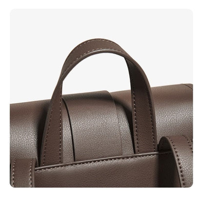 Give the gift of luxury with our Luxury Designed 100% Real leather products and Accessories, the perfect choice for anyone looking for stylish, durable and long-lasting leather accessories. Such as Best Selling Women&